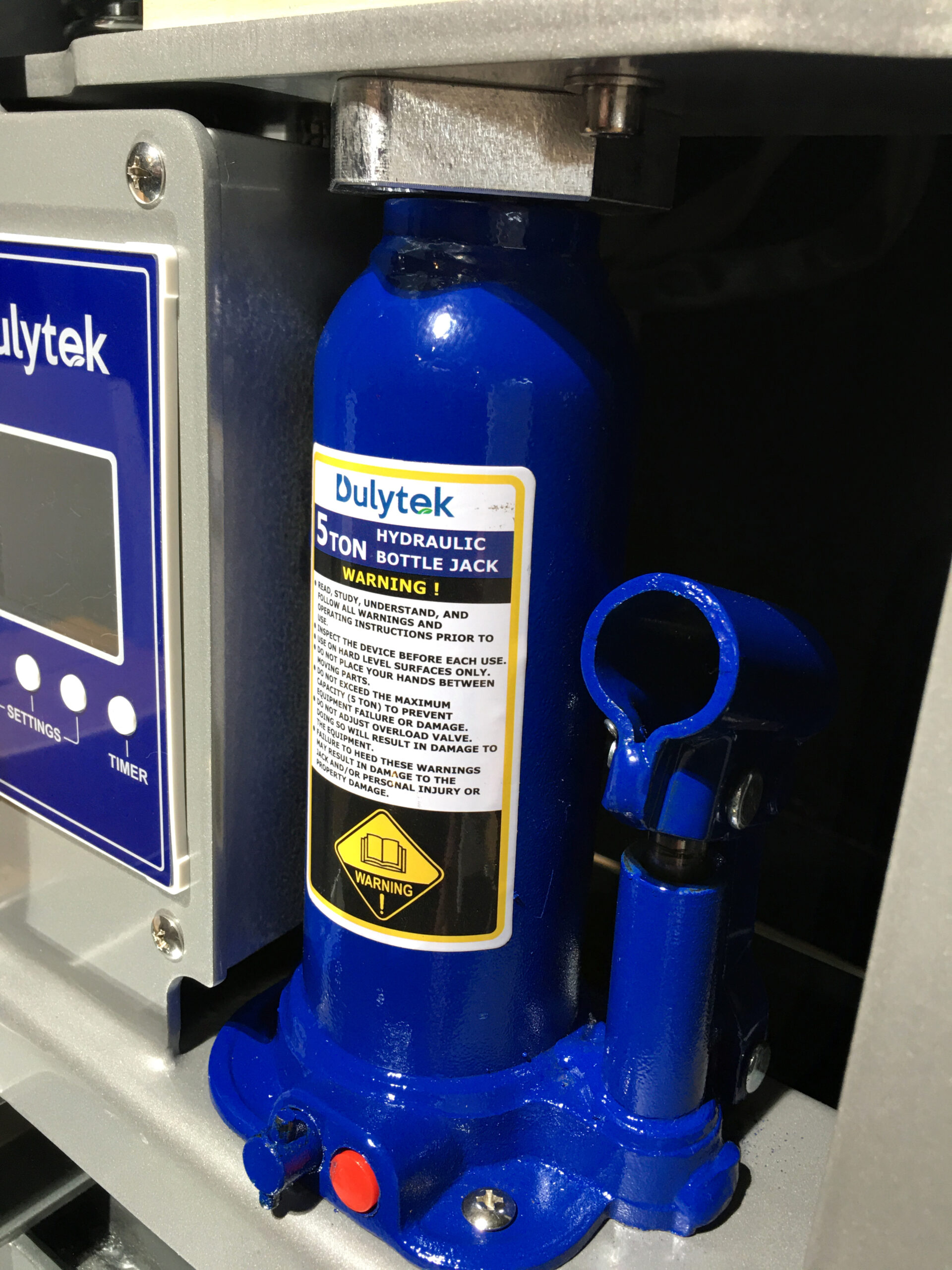 Dulytek_Rosin_Press_10-7-2023_05-scaled-1.jpg